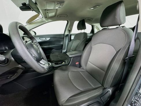 Used 2024 Kia Forte LXS FWD image 11