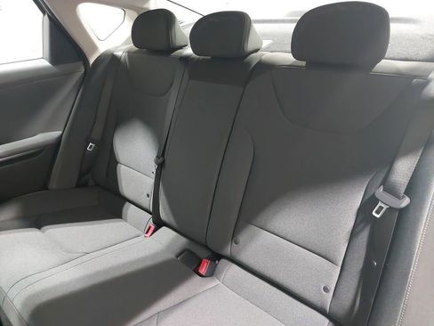 New 2026 Kia K4 LXS image 13