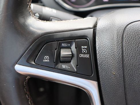 Used 2021 Buick Encore Preferred w/ Safety Package AWD/4WD image 19