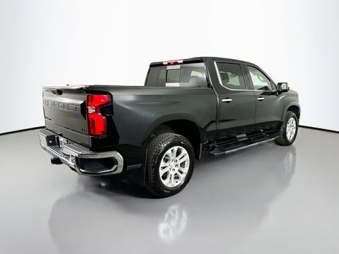 Used 2023 Chevrolet Silverado 1500 LTZ w/ Technology Package AWD/4WD image 8