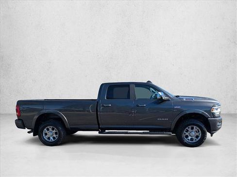Used 2019 RAM 3500 Laramie AWD/4WD image 4