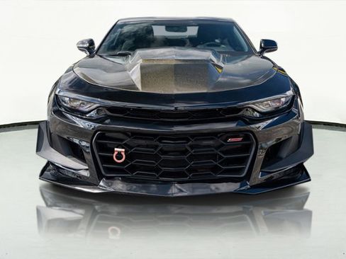 Used 2019 Chevrolet Camaro SS image 14