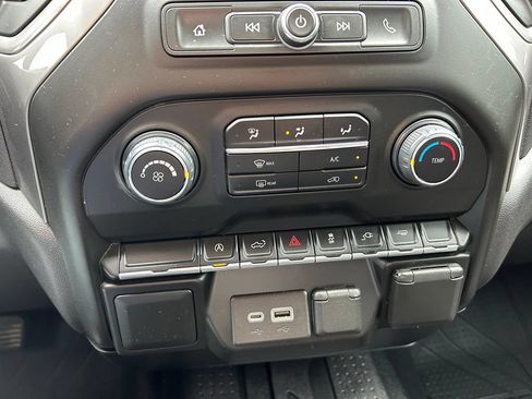 Used 2021 Chevrolet Silverado 1500 Custom RWD image 24
