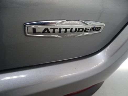 Certified 2023 Jeep Compass Latitude w/ Sun and Sound Group image 26