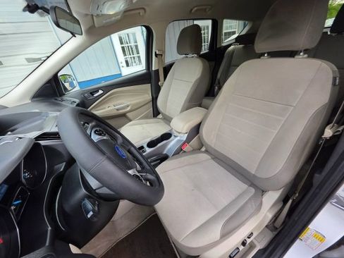 Used 2015 Ford Escape SE image 14