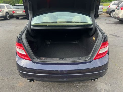 Used 2011 Mercedes-Benz C 300 4MATIC Sedan image 21