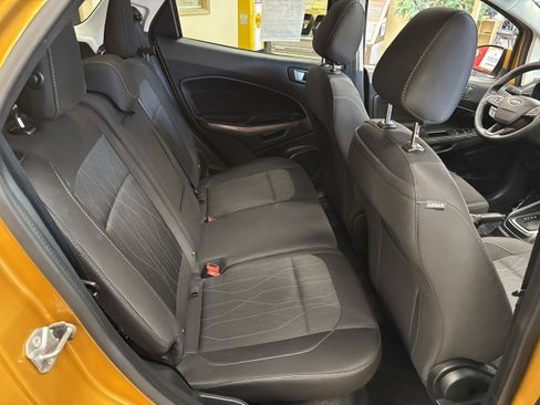 Used 2021 Ford EcoSport SE image 21