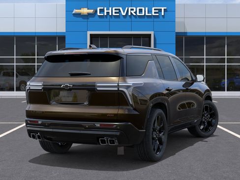 Used 2024 Chevrolet Traverse RS FWD image 25