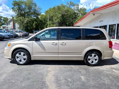 Used 2013 Dodge Grand Caravan SE image 4