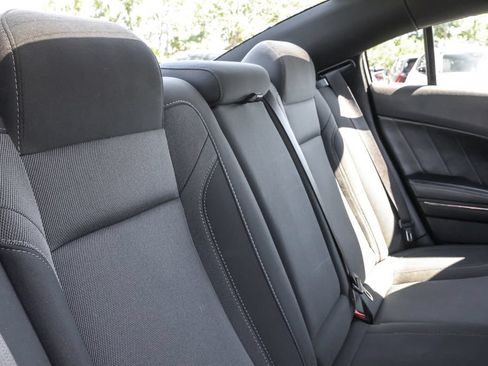 Used 2018 Dodge Charger SXT Plus w/ Driver Convenience Group RWD image 34