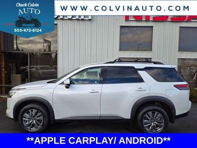 New 2025 Nissan Pathfinder SV