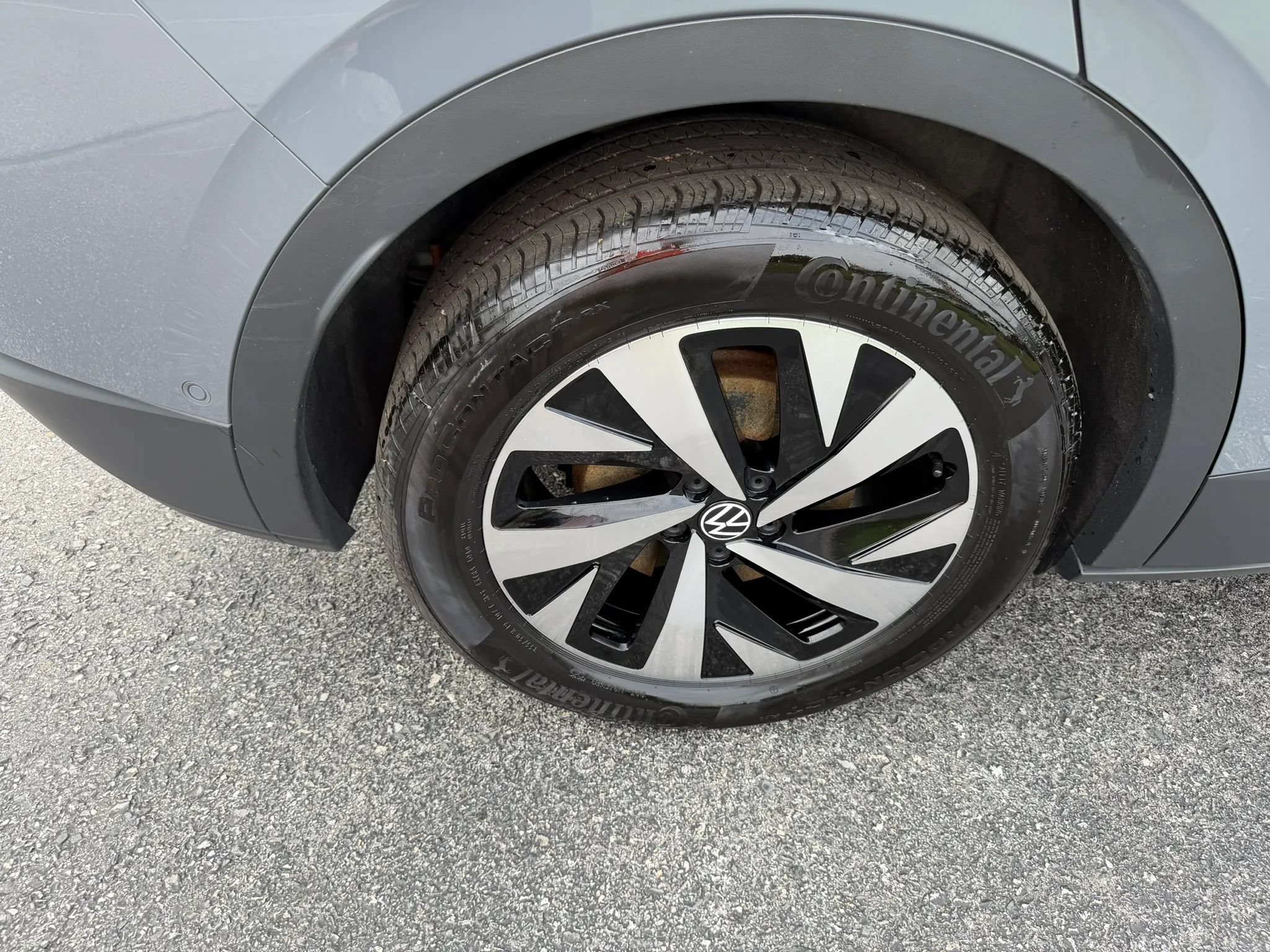 Used 2023 Volkswagen ID.4 Pro AWD/4WD image 40