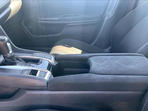 Used 2021 Honda Civic EX image 19