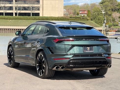 Used 2024 Lamborghini Urus S AWD/4WD image 3