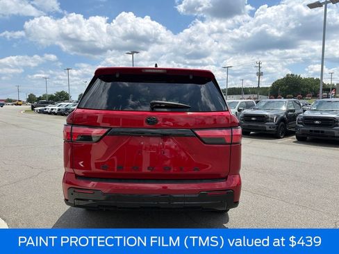 Used 2024 Toyota Sequoia Platinum AWD/4WD image 5