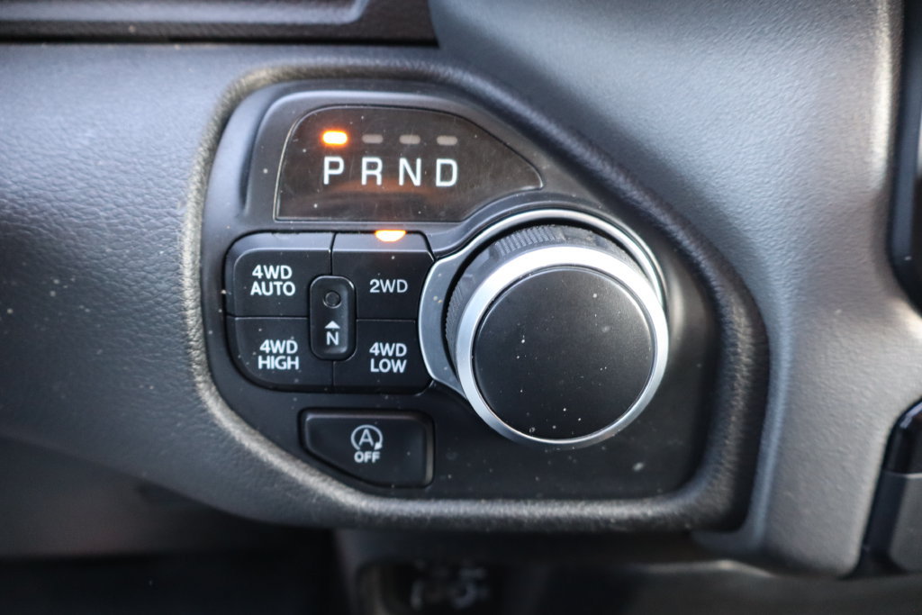 Used 2020 RAM 1500 Big Horn AWD/4WD image 11