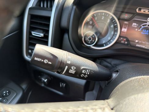 Used 2021 RAM 1500 Big Horn image 25
