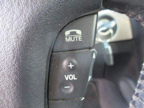 Used 2003 Ford Thunderbird image 13