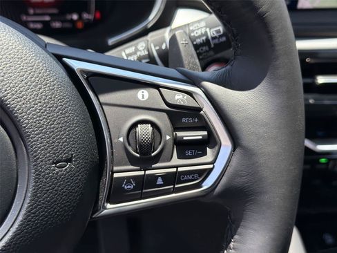 Used 2025 Acura MDX SH-AWD image 35