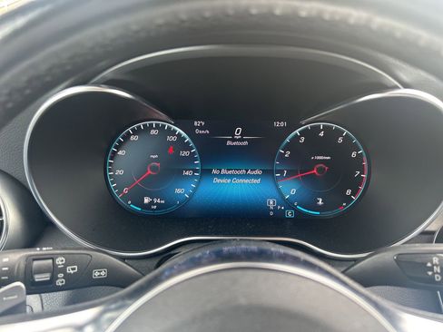 Used 2021 Mercedes-Benz GLC 300 image 34