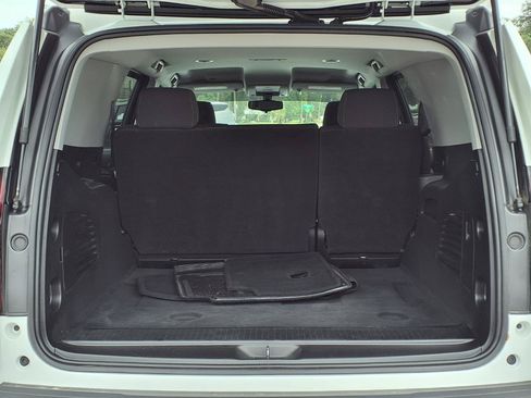 Used 2020 Chevrolet Tahoe LS RWD image 7