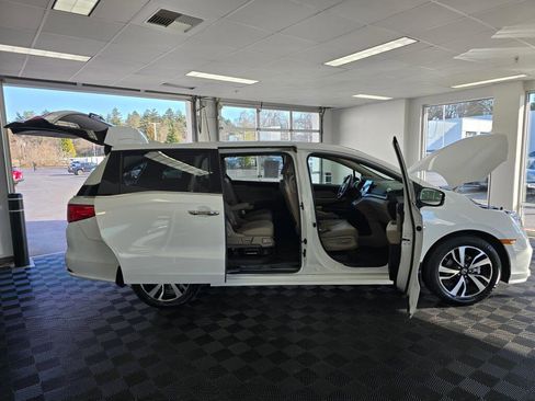 Used 2020 Honda Odyssey Elite image 17