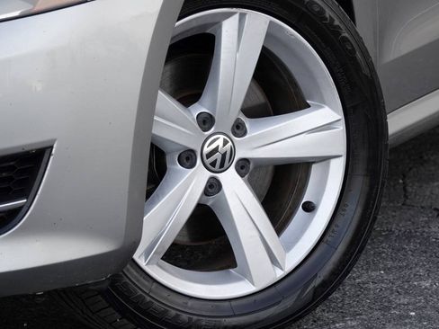 Used 2012 Volkswagen Passat TDI SE FWD image 36