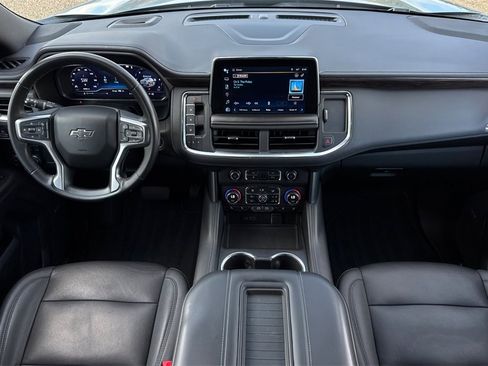 Used 2023 Chevrolet Suburban Z71 image 15