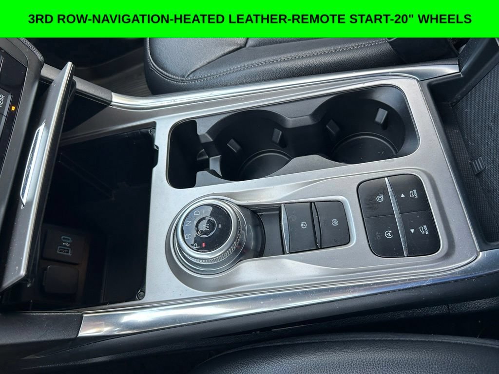 Used 2020 Ford Explorer XLT w/ Equipment Group 202A RWD image 37