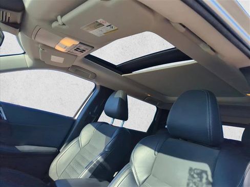 Used 2024 Mitsubishi Outlander SE image 21