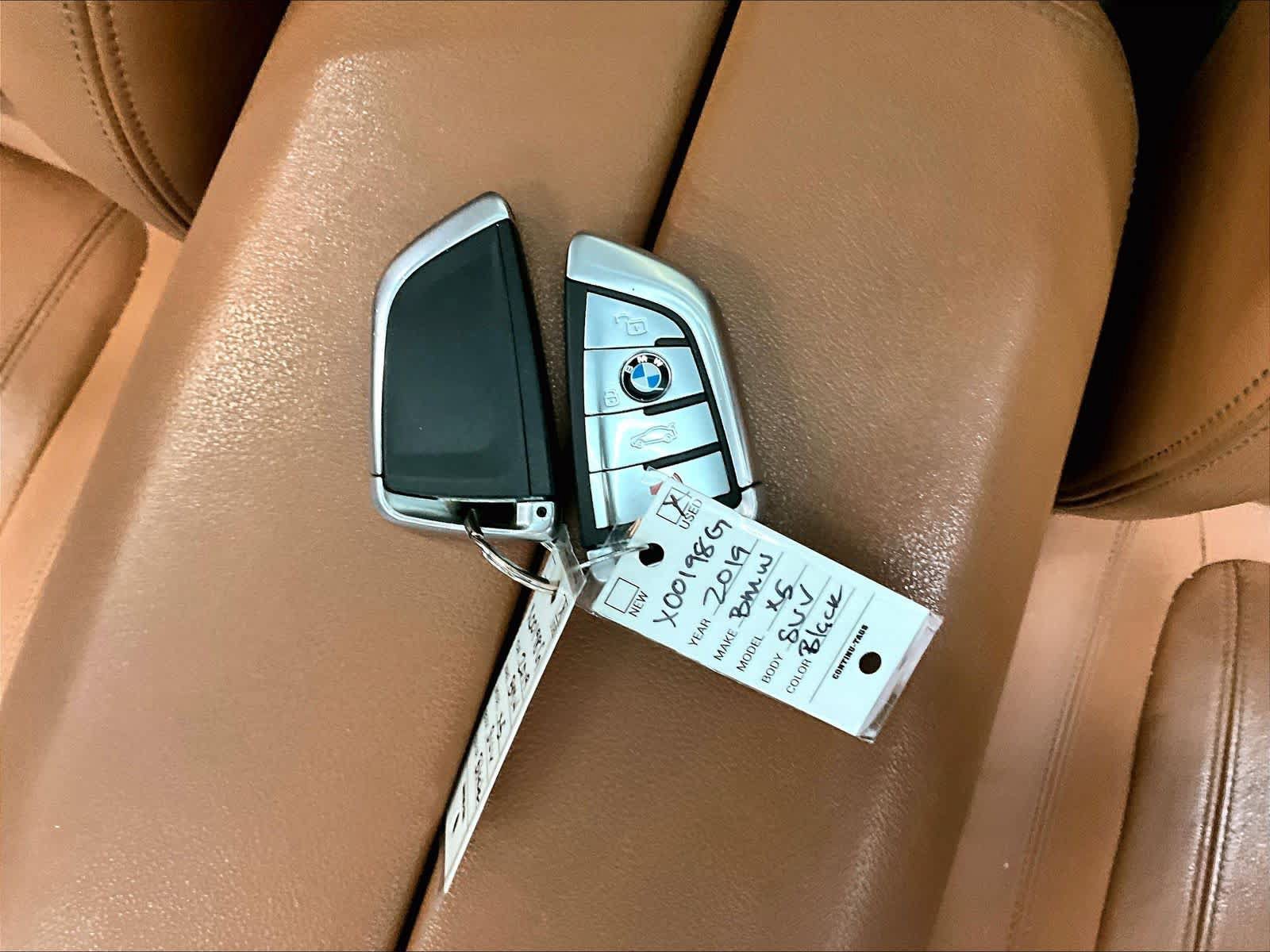 Used 2019 BMW X5 xDrive40i w/ Convenience Package AWD/4WD image 13