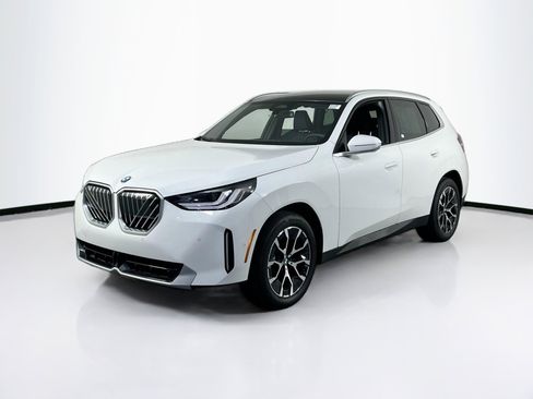 Used 2025 BMW X3 xDrive30i w/ Convenience Package image 1