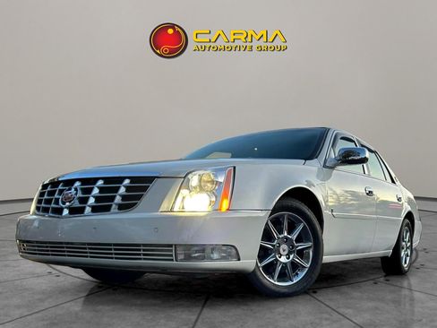 Used 2011 Cadillac DTS Luxury image 18