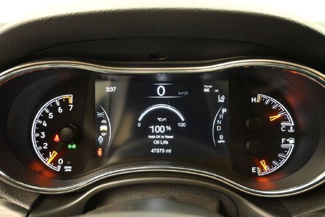 Used 2021 Jeep Grand Cherokee Limited w/ Luxury Group II AWD/4WD image 9