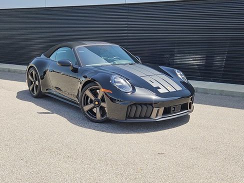Used 2026 Porsche 911 GTS RWD image 3
