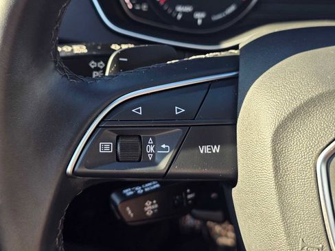 Certified 2025 Audi Q5 2.0T Premium image 33