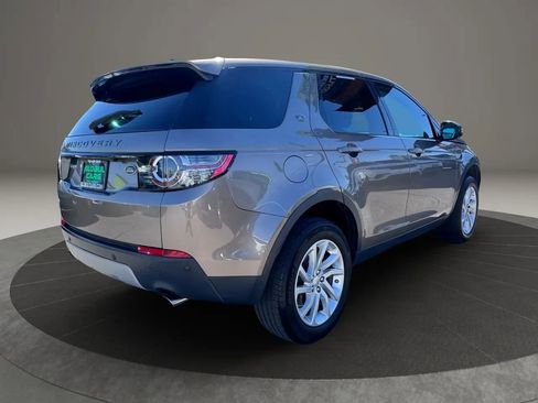 Used 2016 Land Rover Discovery Sport HSE image 4