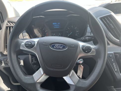 Used 2019 Ford Transit 350 XLT image 22