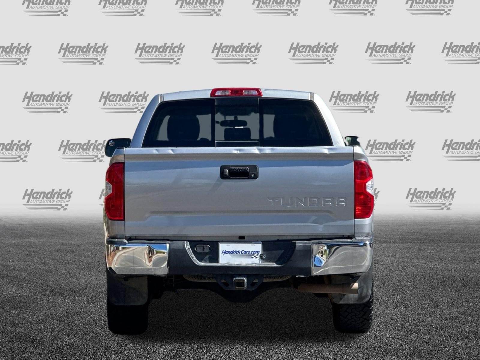 Used 2016 Toyota Tundra SR5 w/ TRD Off Road Package AWD/4WD image 6