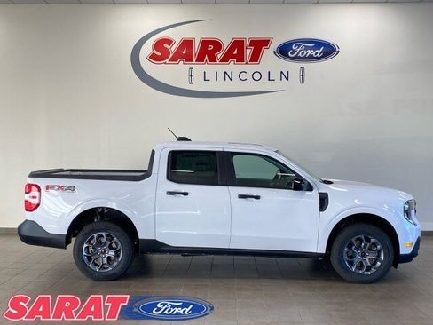 New 2025 Ford Maverick XLT w/ XLT Luxury Package image 8