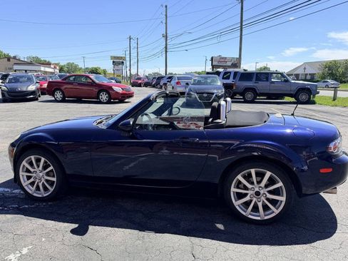 Used 2008 MAZDA MX-5 Miata Grand Touring w/ Premium Pkg RWD image 18