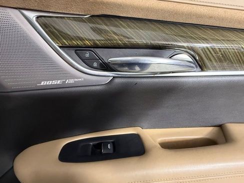 Used 2021 Cadillac XT6 Sport w/ Platinum Package image 35