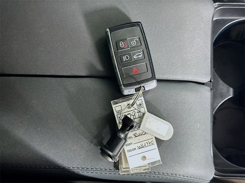 Used 2024 Land Rover Range Rover Velar S image 34