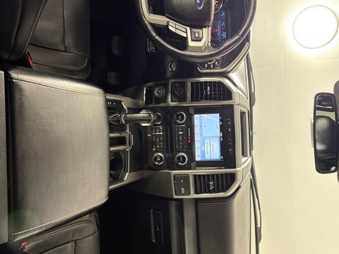 Used 2017 Ford F150 Lariat w/ Equipment Group 502A Luxury image 26