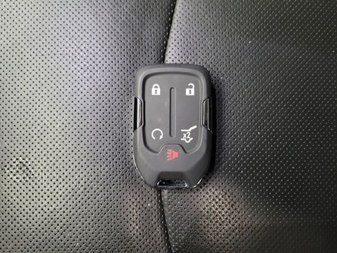 Used 2020 GMC Terrain Denali w/ Denali Premium Package AWD/4WD image 32