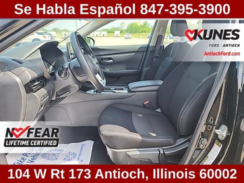 Used 2024 Nissan Sentra SV FWD image 22