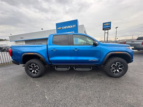 Certified 2024 GMC Canyon AT4X image 5