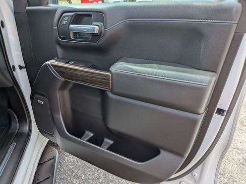 Used 2020 Chevrolet Silverado 1500 RST AWD/4WD image 22