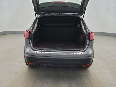 Used 2018 Nissan Rogue Sport SL w/ SL Premium Package image 29