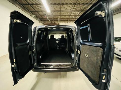 Used 2015 Nissan NV200 SV image 16